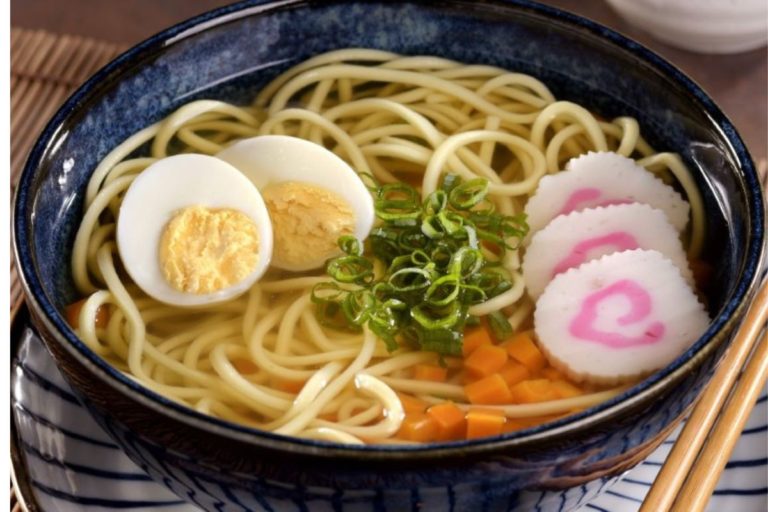 Rámen a Deliciosa Refeição da Tradicional da Culinária Japonesa